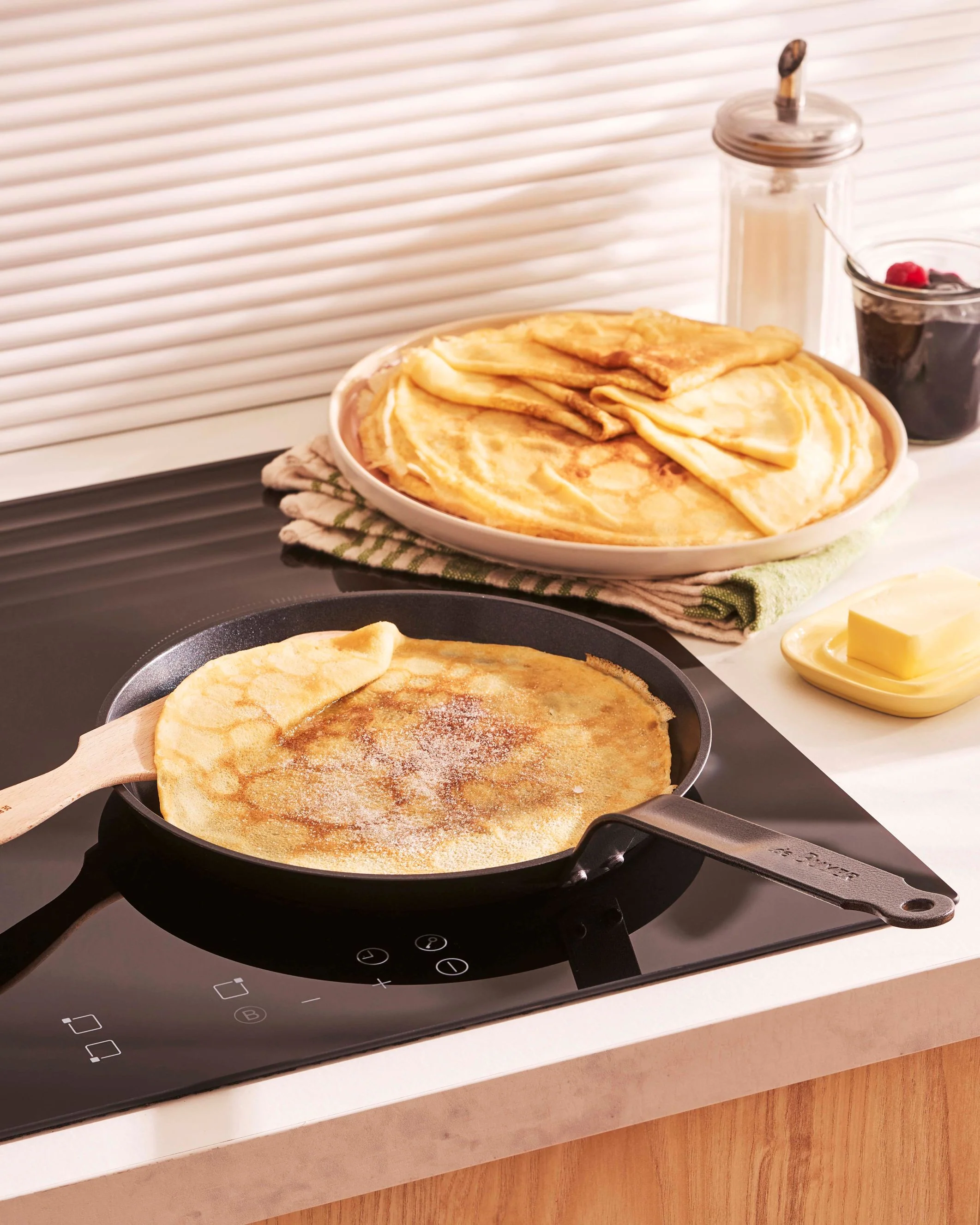 CERANOA Ceramic Non-Stick Crepe Pan - Image 4